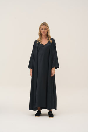 Éternelle Silk Abaya Black
